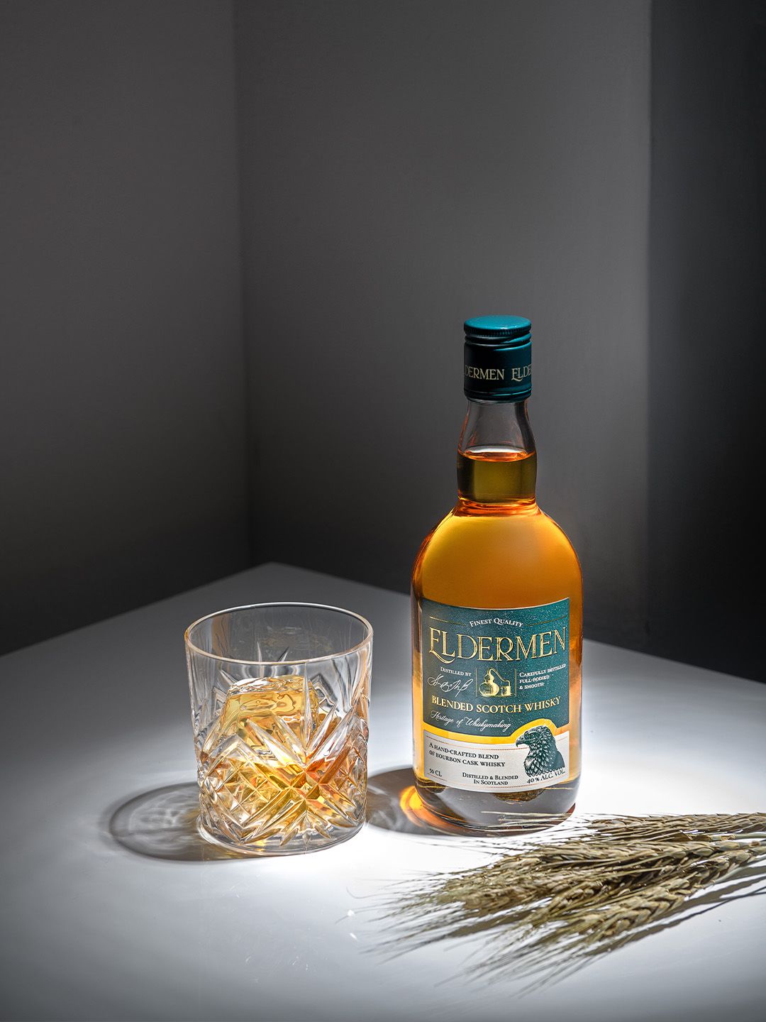 Виски Eldermen Blended Scotch Whisky 0.5 л (Элдермен Блендед купажированный  виски), купить в магазине в Тюмени - цена, отзывы